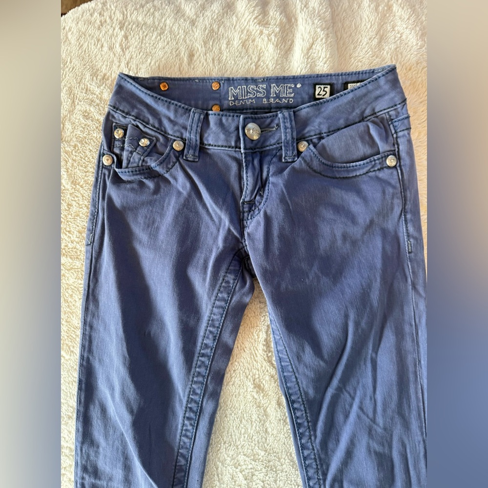 MISS ME SKINNY JEANS. Size 25
